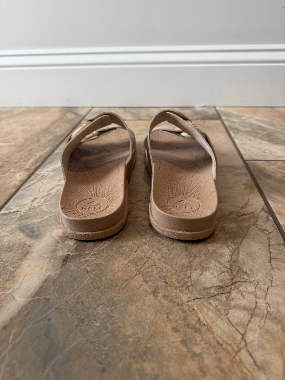 Reef Women's Neutral Beige Double-Strap Vista Slide Sandals - Picture 5 of 6
